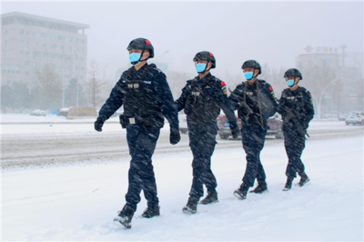 浴“雪”奋战 锦州公安成立应急指挥部防范应对强降雪